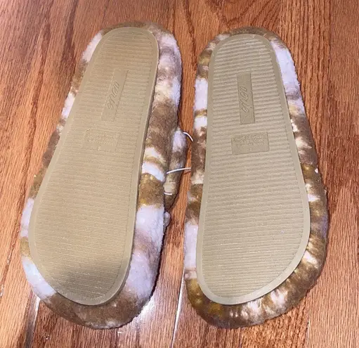 American Eagle AE Sherpa Slides
