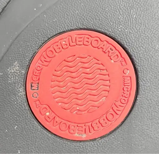 FIT FLOP Black Silver Buckle Thong Flip Flops, Size 8