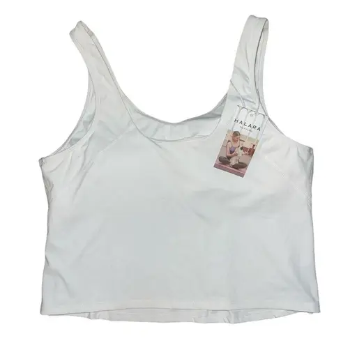 Halara  NWT white scoop built in bra tank top women’s size 1X