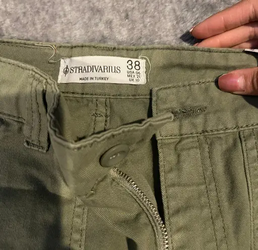 Stradivarius cargo pants