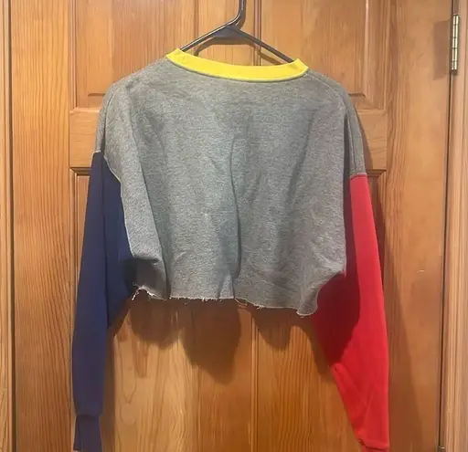 Nike  cropped crew neck sweatshirt size xsmall .