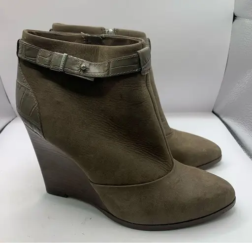 Coach  wedge ankle boots size 8.5M suede leather