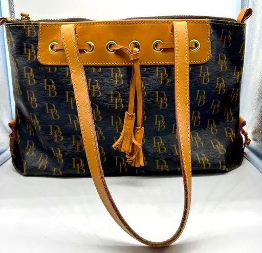 Dooney & Bourke  signature D&B logo black and tan leather bag