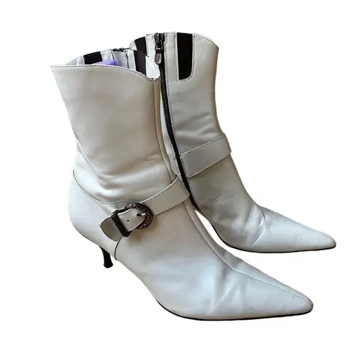 Donald Pliner Leather Mid Calf Pointed Toe Boots, Ivory White Size 9.5