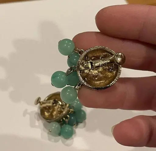 Cha Cha Vintage Green Signed Coro Gold Tone Beaded Clip On Earrings