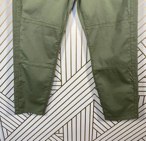 3x1  Simone Cropped Trousers in Light Moss Green