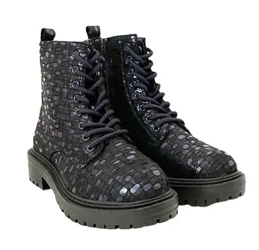 Tinstree Combat Boot Metallic Blue Printed Lug Sole 8 Eye Lace Up Boots Size 6 Black