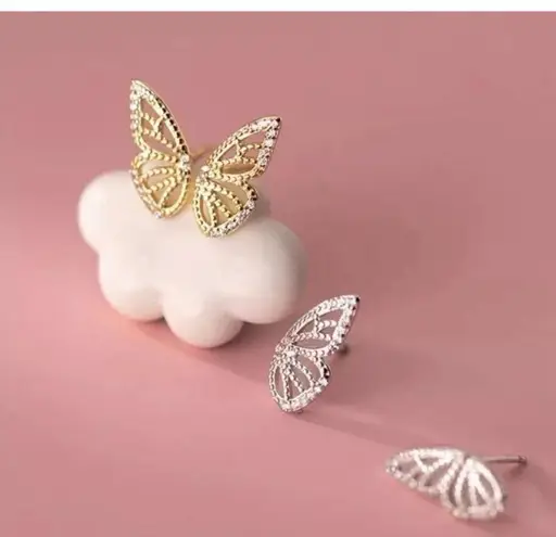 Boutique NEW Gold Plated S925 Half Butterfly Mismatch Diamond Simulate Stud Earrings 0.5”