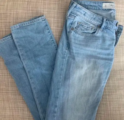 Abercrombie & Fitch 90s Style Low Rise Jeans