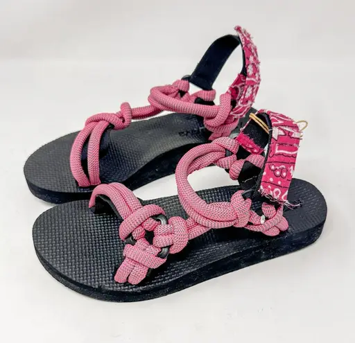 BRAND NEW Arizona Love Trekky Rope Pink Sandals, New with Tags Size 38 MSRP $140
