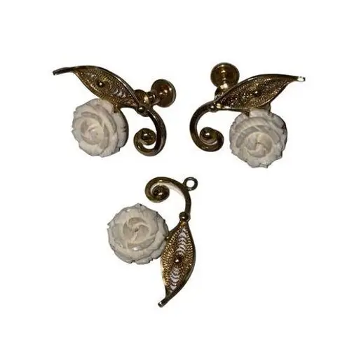 MCM Sorrento 12k Gold White Flower Screw Back Earrings & Pendent Vintage Set