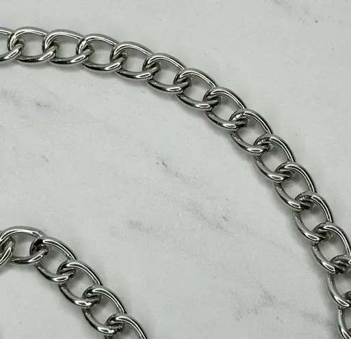 Butterfly Charm Silver Tone Metal Chain Link Belt One Size (OS) ✨