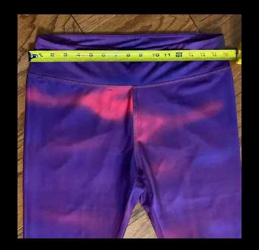 Take A Walk purple & pink yoga Capri pants - size Medium