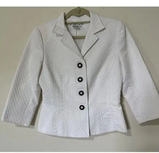 Maggy London White Blazer Jacket 3/4 Sleeves Cotton blend Size 6
