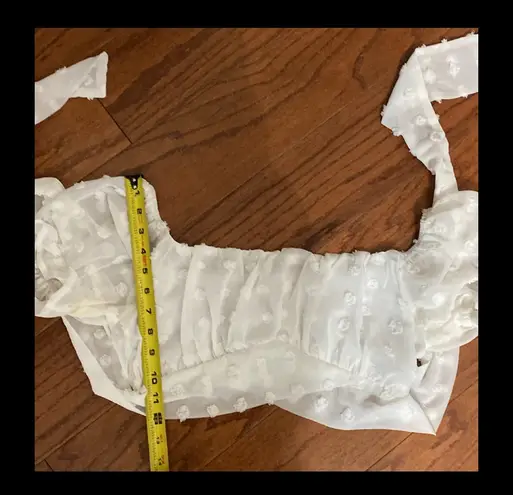 SheIn shortsleeved white sheer polka dots Tie Back Crop Top size Medium - Image 7