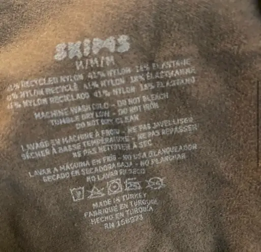 SKIMS NEW!! Sculpting Brief Bodysuit M