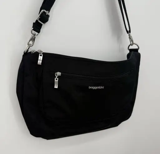 Baggallini Baggalini Black Everywhere Messenger Bag Purse Travel Nylon