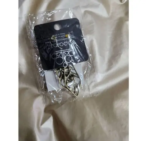 Paparazzi Flared Flair - Brass Earrings