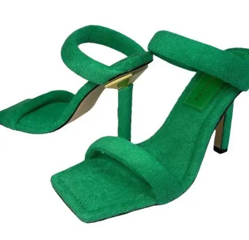 Good American green terry cloth strap heel