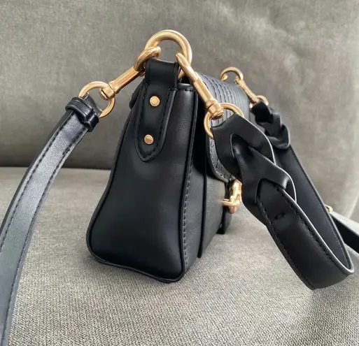 coach Jade Shoulder Bag Style No.F91105