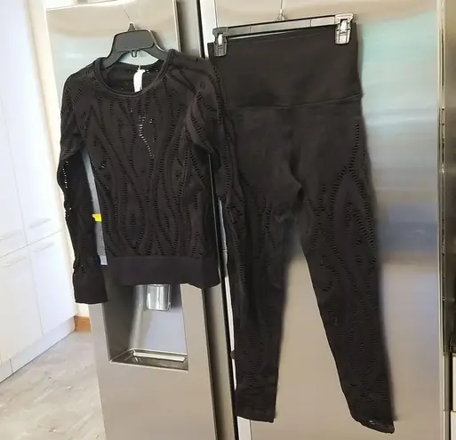 Avocado ๐๐ Serenity Shred Long Sleeve Top + Leggings Set Black Medium M NWT