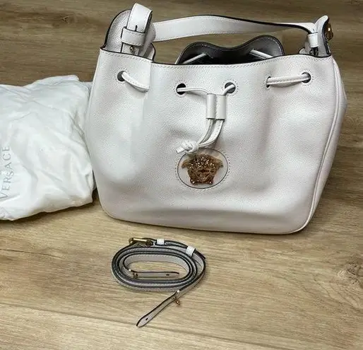 Versace  Women's White/Gold Leather La Medusa Bucket Bag Style 1003013 DVIT2T
