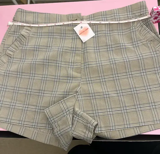Plaid Tan Women's Shorts Size L