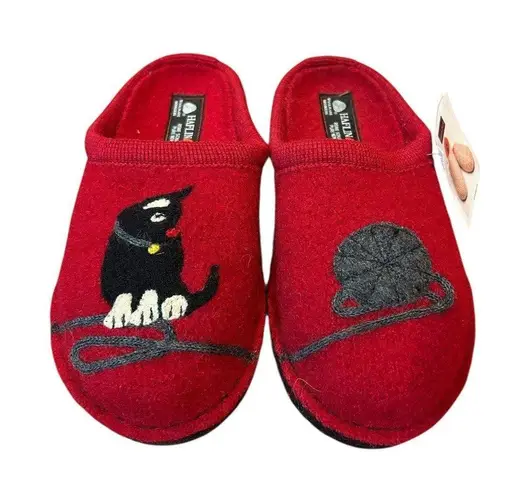 NWT HAFLINGER Red Boiled Wool Black Cat Yarn House Slippers Women's EU 36, US 5