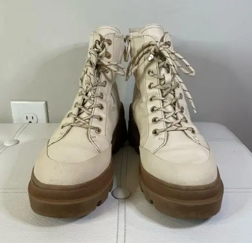 Sam Edelman  Circus Ivory Indy Snow Boot Size 9.5