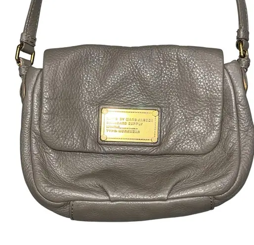 Marc by Marc Jacobs Taupe Pebbled Leather Crossbody Purse Bag