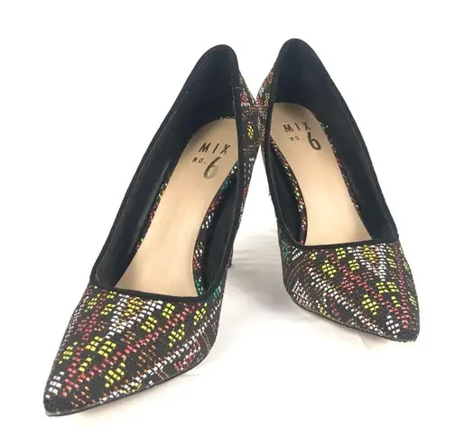 mix no. 6  Aztec woven 3in heel pump. Size 5 1/2