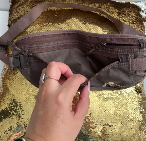 Eagle Creek Undercover Hidden Pocket Travel Money Belt Unisex Brown One Size