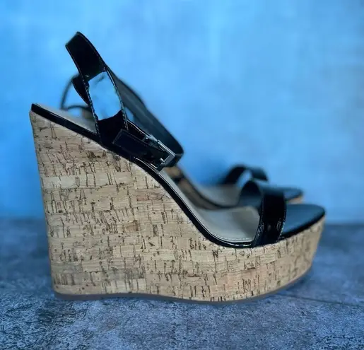 Schutz Wedges black patent leather espadrilles sandals size 11 but runs small