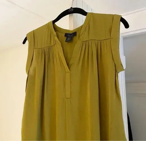Rachel Roy Rachel Satin Crepe Blouse Kelly Green Size XS