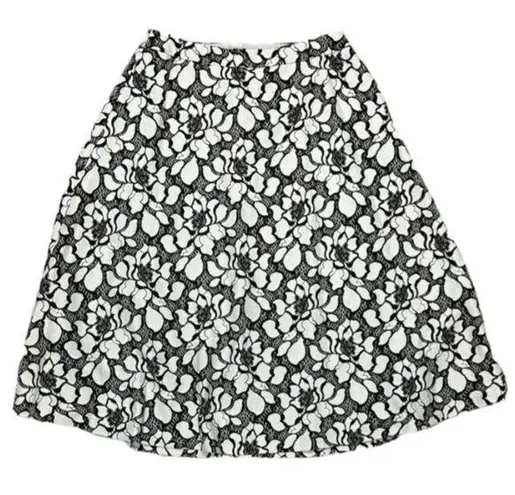 J Peterman Black & White A