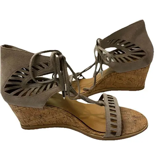 DOLCE VITA Womens Loraine Ghillie Taupe Cork Die Cut Lace Up Wedge Sandals sz 10 Tan
