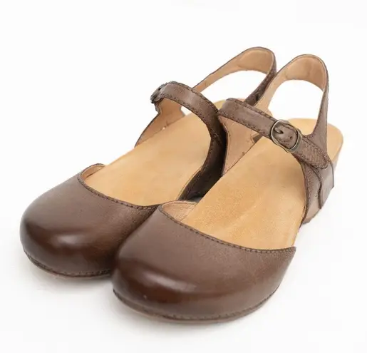 Dansko | Tiffani Milled Clog in Brown