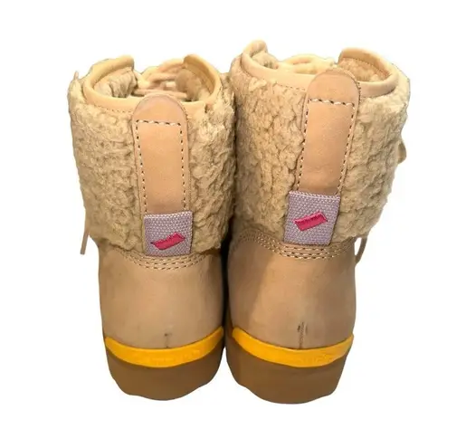 NIB Larroude Vail Nubuck Leather Boot in Sand And Cream 7 Size undefined