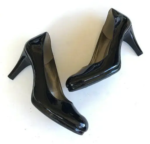 NATURALIZER LENNOX Black Patent Leather Heels Pumps Womens Size 8M Work Black