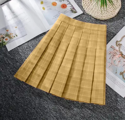 The Comfy And Ready Plaid Skorts In Yellow Size XS