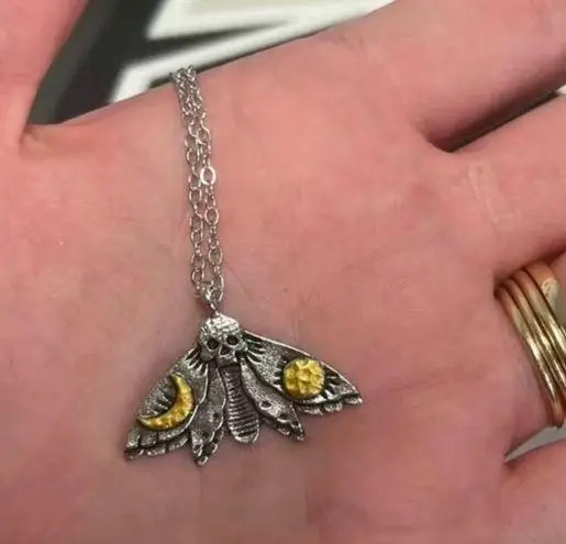 Vintage Style Skull Head With Asymmetric Sun Moon Double Wings Moth Pendant Silver