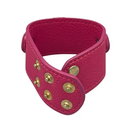 NEW YORK & COMPANY SET OF TWO BRACELETS – SNAP CUFFS Pink