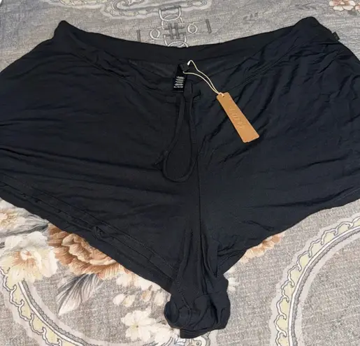 SKIMS SLEEP SHORTS ‘ONYX’