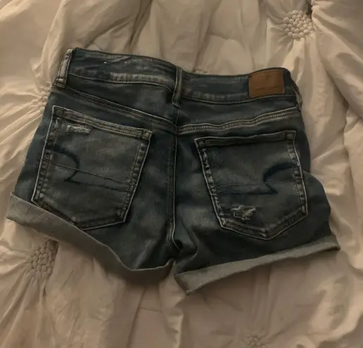 American Eagle Mid Rise Short