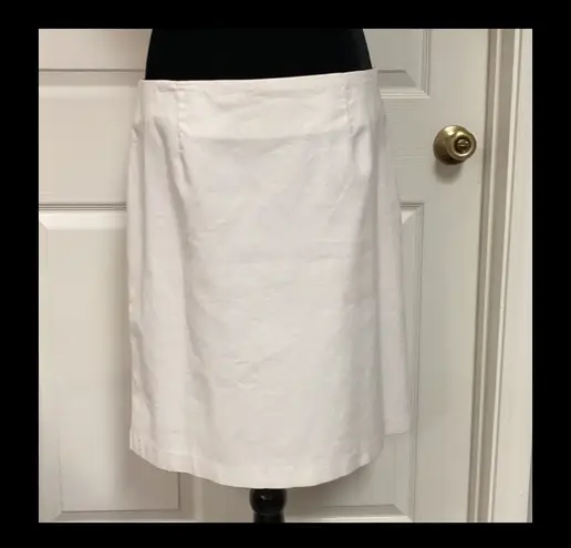 Jaclyn Smith white lined skirt. Size larg