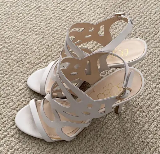 BCBG Paris White Leather Cutout High Heel Shoes Abstract Straps Size 8 Like New