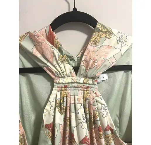 THML Halter Flower Print Midi Dress in Sage Green Lined Tiered Ruffles Women's M