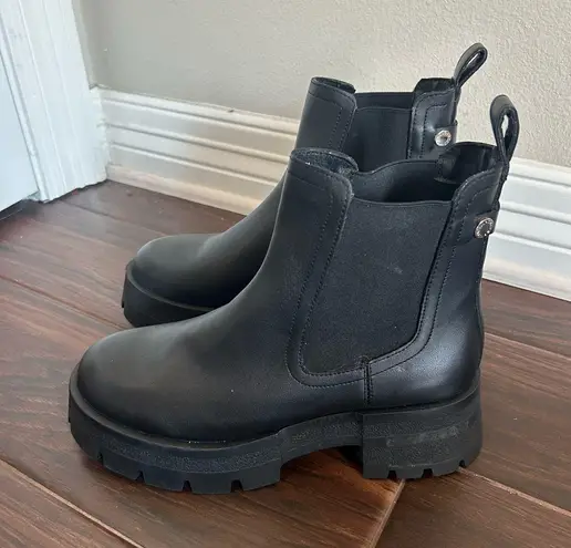 Steve Madden New  Chelsea Ankle Boots chunky Lug Platform Size 9 - Image 2