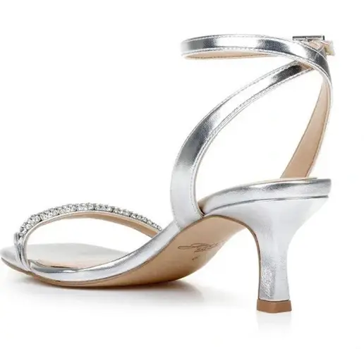 Jewel Badgley Mischka 8 Charisma Kitten Heel Ankle Strap Sandal Silver Crystal