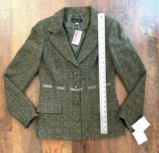 Rickie Freeman TERI JON two piece skirt suit, size 2, NWT Green